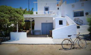 Kardoulis Boat House
